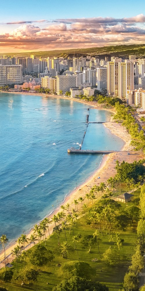 Scenic drive around Honolulu