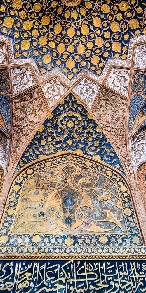 Scenic road near Agra