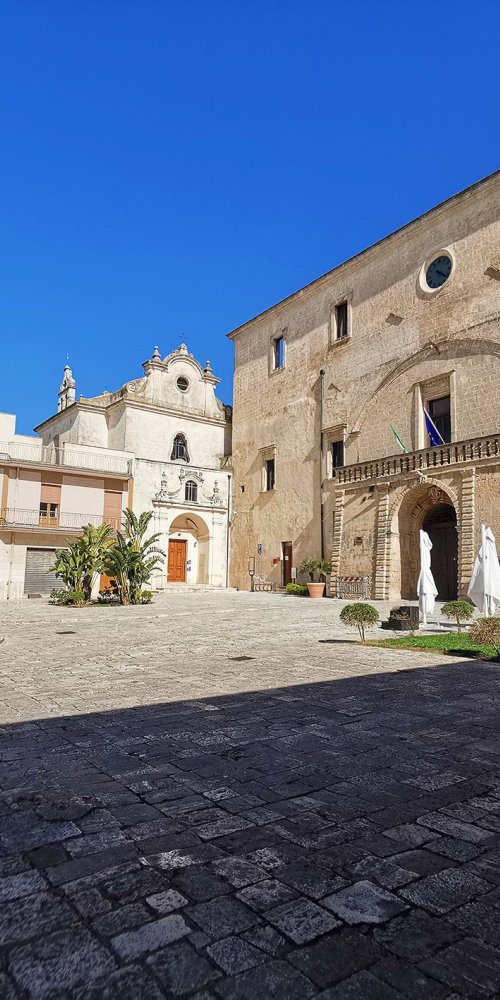 Scenic drive near Latiano, IT