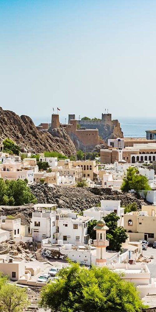 Scenic drive Muscat surroundings